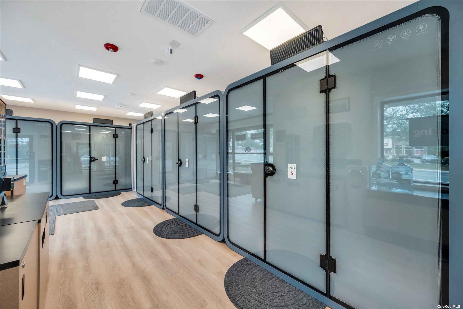 Smart Office Pods with frosted privacy glass